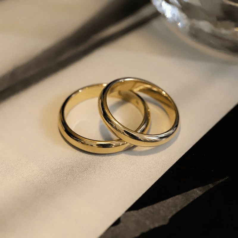 Aliança de Casamento Unissex em Ouro.